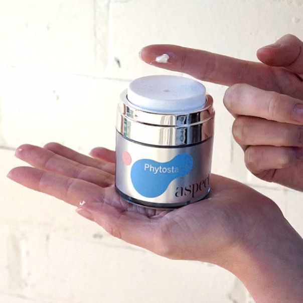 Buy 3 Serums & receive a complimentary ASPECT MOISTURISER FREE.
